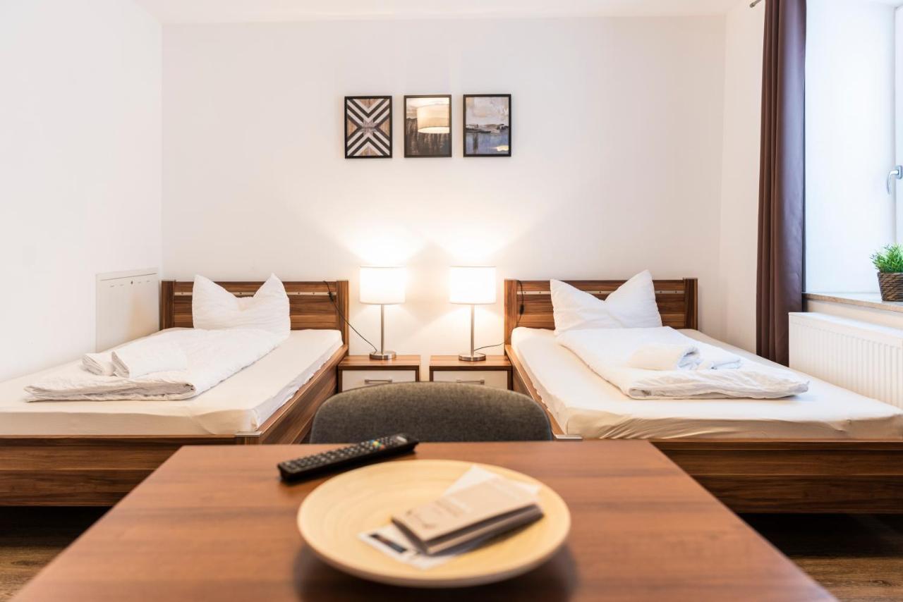 Greenpartment Boardinghouse Neustadt ノイシュタット・アン・デア・ドナウ エクステリア 写真